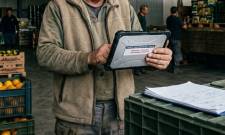 &Epsilon;&pi;έ&mu;&beta;&alpha;&sigma;&eta; &epsilon;&kappa;&sigma;&upsilon;&gamma;&chi;&rho;&omicron;&nu;&iota;&sigma;&mu;&omicron;ύ ή &psi;&eta;&phi;&iota;&alpha;&kappa;ό &laquo;έ&mu;&phi;&rho;&alpha;&gamma;&mu;&alpha;&raquo; &gamma;&iota;&alpha; &tau;&eta;&nu; &alpha;&gamma;&omicron;&rho;ά;