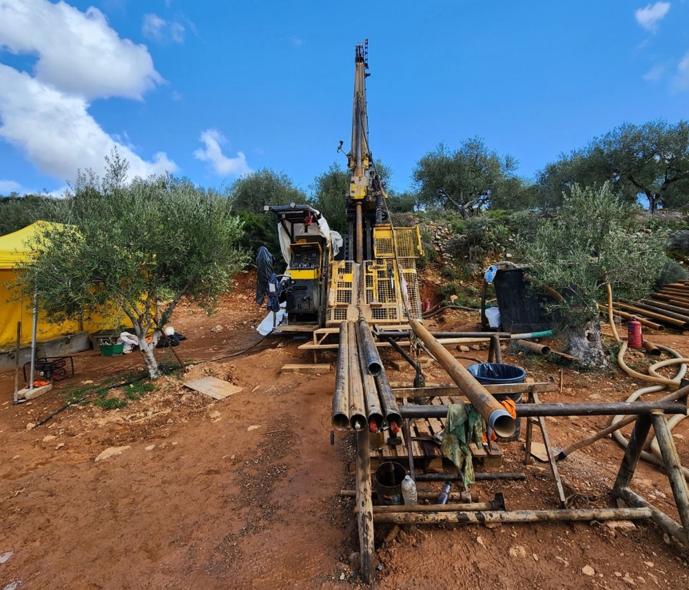 &Alpha;&kappa;&rho;&iota;&beta;ό &mu;&omicron;&upsilon; &mu;&epsilon;&tau;&alpha;&lambda;&lambda;&epsilon;ί&omicron; &Mu;&omicron;&lambda;ά&omega;&nu;