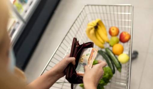 ΕΛΣΤΑΤ: Περισσότεροι Έλληνες με μειωμένη πρόσβαση στην τροφή