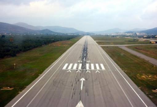 «Βράζουν» οι ξενοδόχοι για το αεροδρόμιο Τρίπολης