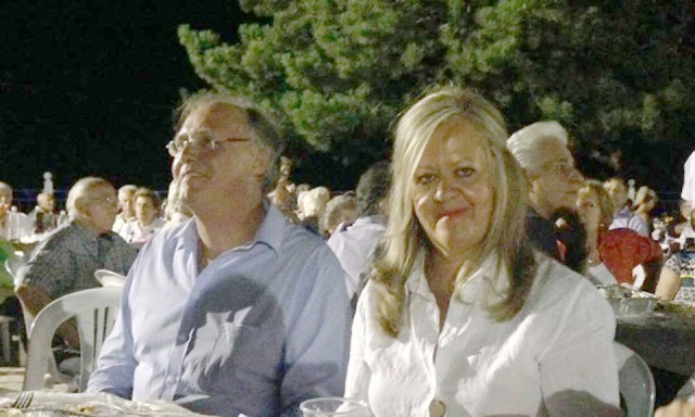 &Mu;&iota;&lambda;ά&mu;&epsilon; &gamma;&iota;&alpha;... come back;