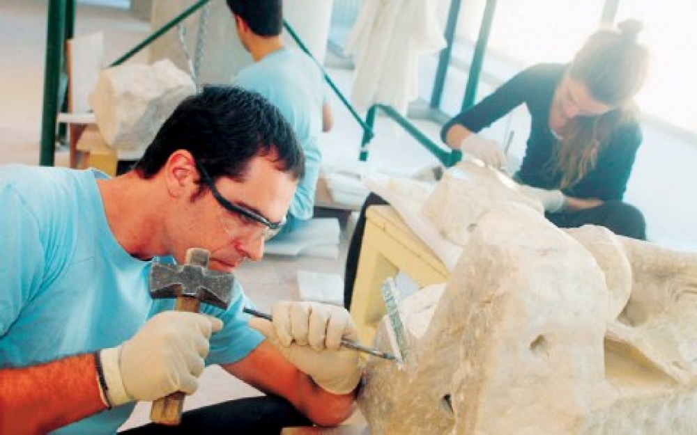 23 &pi;&rho;&omicron;&sigma;&lambda;ή&psi;&epsilon;&iota;&sigmaf; &epsilon;&rho;&gamma;&alpha;&tau;ώ&nu; &sigma;&tau;&eta; &Mu;&omicron;&nu;&epsilon;&mu;&beta;&alpha;&sigma;&iota;ά