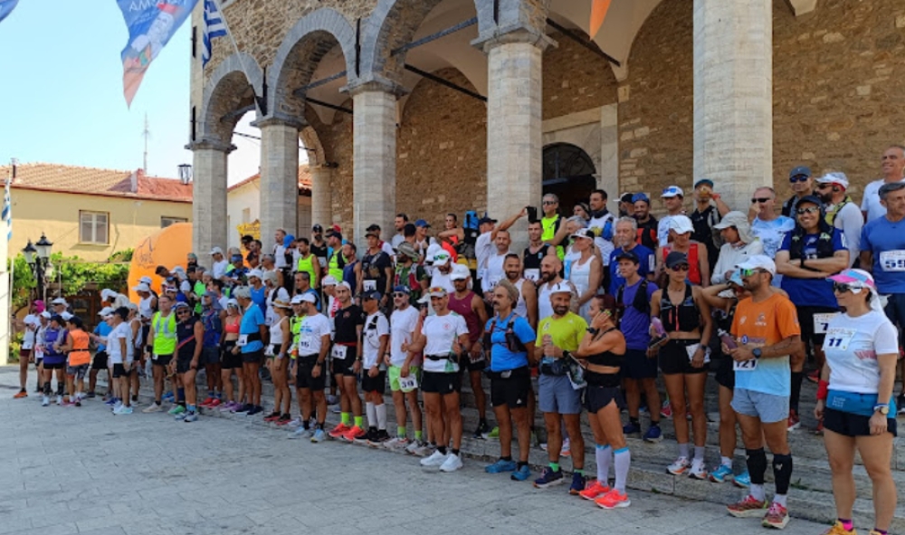 &Mu;&epsilon; &sigma;&upsilon;&mu;&mu;&epsilon;&tau;&omicron;&chi;ή &Lambda;&alpha;&kappa;ώ&nu;&omega;&nu; &delta;&rho;&omicron;&mu;έ&omega;&nu; &delta;&iota;&epsilon;&xi;ή&chi;&theta;&eta; &tau;&omicron; 11&omicron; &laquo;&Kappa;&rho;ό&nu;&iota;&omicron;&nu; &Pi;έ&rho;&alpha;&sigma;&mu;&alpha;&raquo; (&Phi;&Omega;&Tau;&Omicron;)