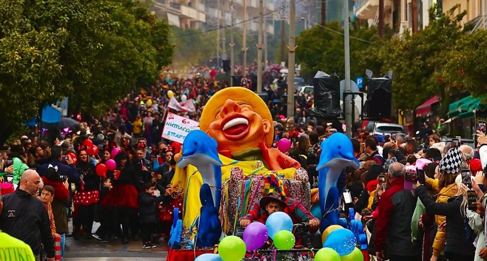 Ξεσήκωσε μικρούς και μεγάλους το 1ο Παιδικό Καρναβάλι της Σπάρτης