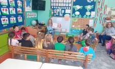 &laquo;&Mu;&alpha;&theta;&alpha;ί&nu;&omega; &nu;&alpha; &nu;&iota;ώ&theta;&omega; &mu;&alpha;&zeta;ί &sigma;&omicron;&upsilon;&raquo;:&Omicron;&iota; &mu;&iota;&kappa;&rho;&omicron;ί &mu;&alpha;&theta;&eta;&tau;έ&sigmaf; &gamma;&nu;ώ&rho;&iota;&sigma;&alpha;&nu; &tau;&eta;&nu; &alpha;&xi;ί&alpha; &tau;&eta;&sigmaf; &epsilon;&nu;&sigma;&upsilon;&nu;&alpha;ί&sigma;&theta;&eta;&sigma;&eta;&sigmaf; &sigma;&tau;&alpha; &nu;&eta;&pi;&iota;&alpha;&gamma;&omega;&gamma;&epsilon;ί&alpha; &tau;&eta;&sigmaf; &Lambda;&alpha;&kappa;&omega;&nu;ί&alpha;&sigmaf;