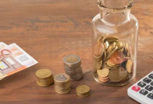 Ποια επιδόματα μπαίνουν στο μικροσκόπιο της εφορίας