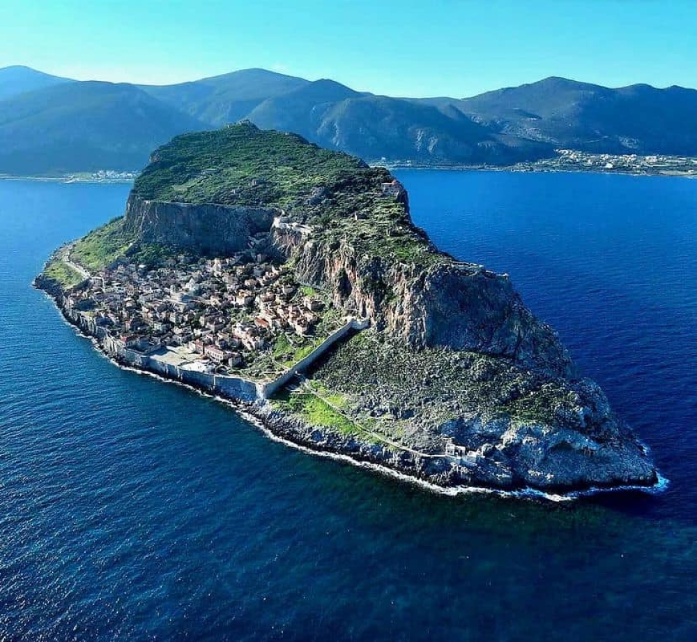 Τα «φώτα» του ΕΜΠ στη Μονεμβασιά