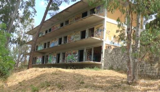 &Nu;έ&alpha; &chi;&rho;&eta;&mu;&alpha;&tau;&omicron;&delta;ό&tau;&eta;&sigma;&eta; &laquo;&Xi;&epsilon;&nu;ί&alpha;&raquo; &kappa;&alpha;&iota; &alpha;&theta;&lambda;&eta;&tau;&iota;&kappa;έ&sigmaf; &upsilon;&pi;&omicron;&delta;&omicron;&mu;έ&sigmaf; &sigma;&tau;&eta; &Delta;&eta;&mu;&omicron;&tau;&iota;&kappa;ή &Epsilon;&pi;&iota;&tau;&rho;&omicron;&pi;ή &Sigma;&pi;ά&rho;&tau;&eta;&sigmaf;