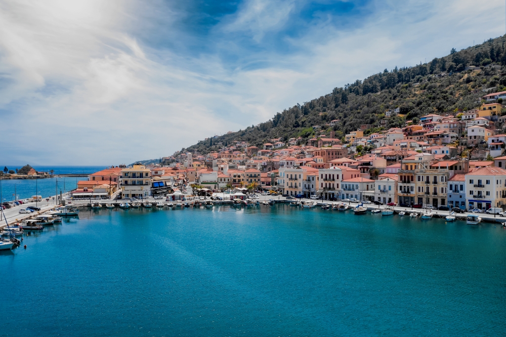 &Alpha;&iota;&phi;&nu;&iota;&delta;&iota;&alpha;&sigma;&mu;&omicron;ύ&hellip; &sigma;&upsilon;&nu;έ&chi;&epsilon;&iota;&alpha; &sigma;&tau;&omicron; &Gamma;ύ&theta;&epsilon;&iota;&omicron;;