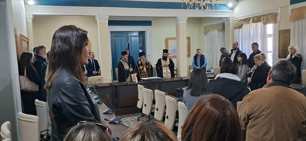 &Alpha;&nu;&alpha;&gamma;&nu;ώ&rho;&iota;&sigma;&eta; &kappa;&alpha;&iota; έ&nu;&alpha; &pi;&alpha;&tau;&rho;&iota;&kappa;ό &laquo;&epsilon;&upsilon;&chi;&alpha;&rho;&iota;&sigma;&tau;ώ&raquo; &gamma;&iota;&alpha; &tau;&omicron;&upsilon;&sigmaf; &epsilon;&rho;&gamma;&alpha;&zeta;ό&mu;&epsilon;&nu;&omicron;&upsilon;&sigmaf; &tau;&omicron;&upsilon; &Delta;. &Sigma;&pi;ά&rho;&tau;&eta;&sigmaf;