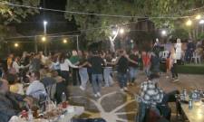&laquo;&Sigma;&epsilon;ί&epsilon;&tau;&alpha;&iota;&raquo; &kappa;&alpha;&iota; &phi;έ&tau;&omicron;&sigmaf; &eta; &Pi;&epsilon;&lambda;&lambda;ά&nu;&alpha; &mu;&epsilon; &Sigma;&kappa;&omicron;&upsilon;&lambda;&eta;&kappa;&omicron;&kappa;&rho;&alpha;&sigma;ά