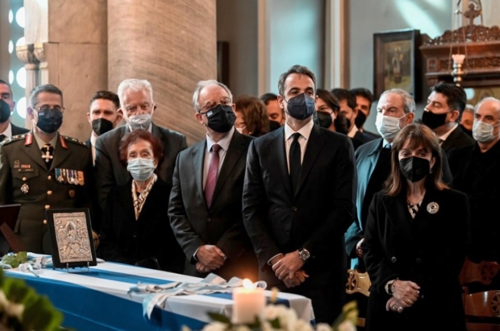 Ύστατο «χαίρε» στη Μαριέττα Γιαννάκου (ΦΩΤΟ)