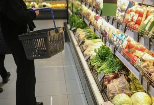 Πόσα ξόδεψαν οι Έλληνες στο σούπερ μάρκετ το 2024