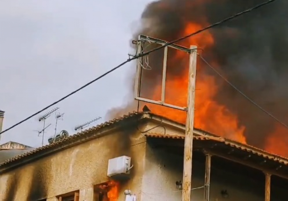 Κάηκε ολοσχερώς κατοικία στο Γύθειο (ΦΩΤΟ)