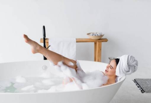 5 περίεργα πράγματα που συμβαίνουν στο σώμα σου όταν δεν κάνεις καθημερινά μπάνιο