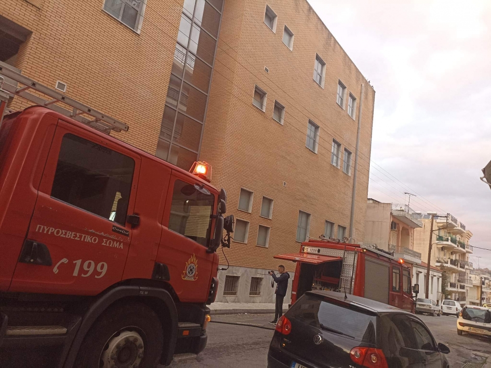 Φωτιά στο Δικαστικό Μέγαρο Σπάρτης