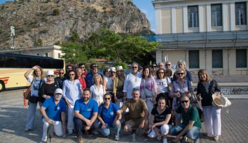 &Pi;&omicron;&lambda;&iota;&tau;&iota;&sigma;&mu;&iota;&kappa;ή &epsilon;&xi;ό&rho;&mu;&eta;&sigma;&eta; &sigma;&tau;&omicron; &Nu;&alpha;ύ&pi;&lambda;&iota;&omicron; &gamma;&iota;&alpha; &tau;&omicron;&nu; &Sigma;ύ&lambda;&lambda;&omicron;&gamma;&omicron; &Iota;&sigma;&tau;&omicron;&rho;&iota;&kappa;ή&sigmaf; &Alpha;&nu;&alpha;&beta;ί&omega;&sigma;&eta;&sigmaf; &Sigma;&pi;ά&rho;&tau;&eta;&sigmaf;