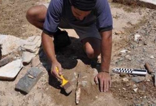 Προκηρύχθηκαν 11 θέσεις αρχαιολόγων και εργατών