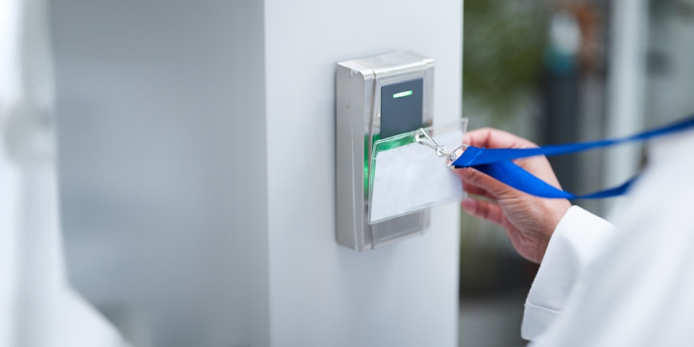 &Sigma;&epsilon;&mu;&iota;&nu;ά&rho;&iota;&omicron; &sigma;&tau;&omicron;&upsilon;&sigmaf; &Mu;&omicron;&lambda;ά&omicron;&upsilon;&sigmaf; &gamma;&iota;&alpha; &nu;έ&omicron; &Epsilon;&rho;&gamma;&alpha;&sigma;&iota;&alpha;&kappa;ό &Nu;ό&mu;&omicron;, &Psi;&eta;&phi;&iota;&alpha;&kappa;ή &Kappa;ά&rho;&tau;&alpha;, &Epsilon;&rho;&gamma;ά&nu;&eta; &Iota;&Iota;