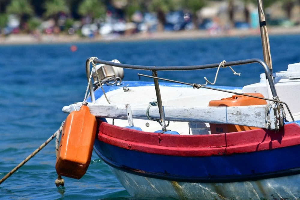 &Upsilon;&phi;&Alpha;&Alpha;&Tau;: &Delta;&iota;&alpha;&sigma;&phi;&alpha;&lambda;ί&zeta;&omicron;&upsilon;&mu;&epsilon; &tau;&omicron; &mu;έ&lambda;&lambda;&omicron;&nu; &tau;&eta;&sigmaf; &alpha;&lambda;&iota;&epsilon;ί&alpha;&sigmaf; &mu;&epsilon; &tau;&eta; &chi;&rho;ή&sigma;&eta; &nu;έ&omega;&nu; &tau;&epsilon;&chi;&nu;&omicron;&lambda;&omicron;&gamma;&iota;ώ&nu;