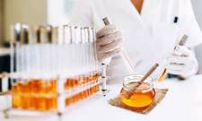 &Lambda;ά&kappa;&omega;&nu;&epsilon;&sigmaf; &mu;&alpha;&theta;&eta;&tau;έ&sigmaf; &beta;ά&zeta;&omicron;&upsilon;&nu; &tau;&omicron; &mu;έ&lambda;&iota; &sigma;&tau;&omicron; &mu;&iota;&kappa;&rho;&omicron;&sigma;&kappa;ό&pi;&iota;&omicron;