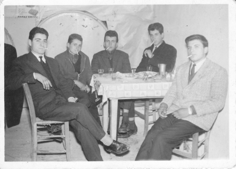 &Mu;&iota;&alpha; &pi;&alpha;&rho;έ&alpha; &sigma;&tau;&omicron;&upsilon; &Tau;&sigma;&omicron;ύ&sigma;&eta;. &Kappa;&alpha;&lambda;ώ&sigmaf; ή&rho;&theta;&epsilon; &tau;&omicron; &delta;&omicron;&lambda;ά&rho;&iota;&omicron;!