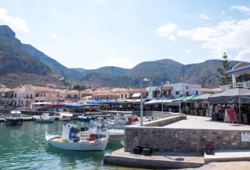 Οι κάτοικοι παίρνουν τον λόγο στη Μονεμβασιά