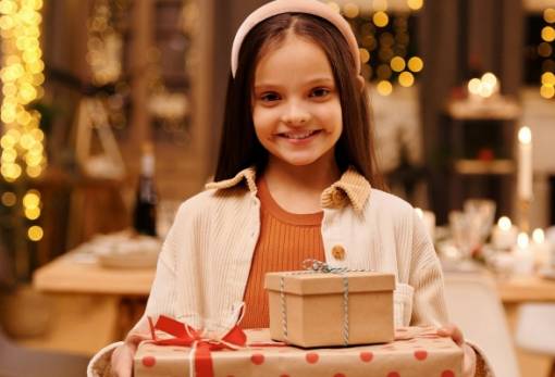 Δώρα για παιδιά: Τι να προσέξεις για τα καλύτερα δώρα των Χριστουγέννων