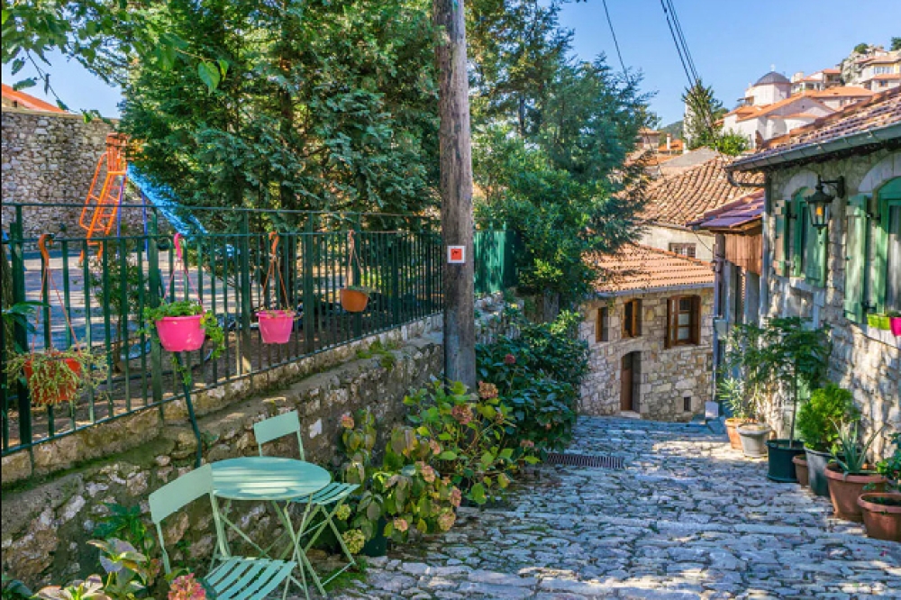 &Omicron;&iota; &delta;&eta;&mu;&omicron;&phi;&iota;&lambda;&epsilon;ί&sigmaf; &pi;&rho;&omicron;&omicron;&rho;&iota;&sigma;&mu;&omicron;ί &gamma;&iota;&alpha; &tau;&eta;&nu; 28&eta; &Omicron;&kappa;&tau;&omega;&beta;&rho;ί&omicron;&upsilon;