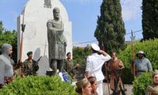 &Alpha;&lambda;ώ&beta;&eta;&tau;&eta; &eta; &pi;&alpha;&rho;&alpha;&kappa;&alpha;&tau;&alpha;&theta;ή&kappa;&eta; &tau;&omicron;&upsilon; &Pi;&alpha;&lambda;&alpha;&iota;&omicron;&lambda;ό&gamma;&omicron;&upsilon; &mu;&epsilon; &theta;&epsilon;&mu;&alpha;&tau;&omicron;&phi;ύ&lambda;&alpha;&kappa;&alpha; &tau;&omicron;&nu; &Mu;&upsilon;&sigma;&tau;&rho;ά